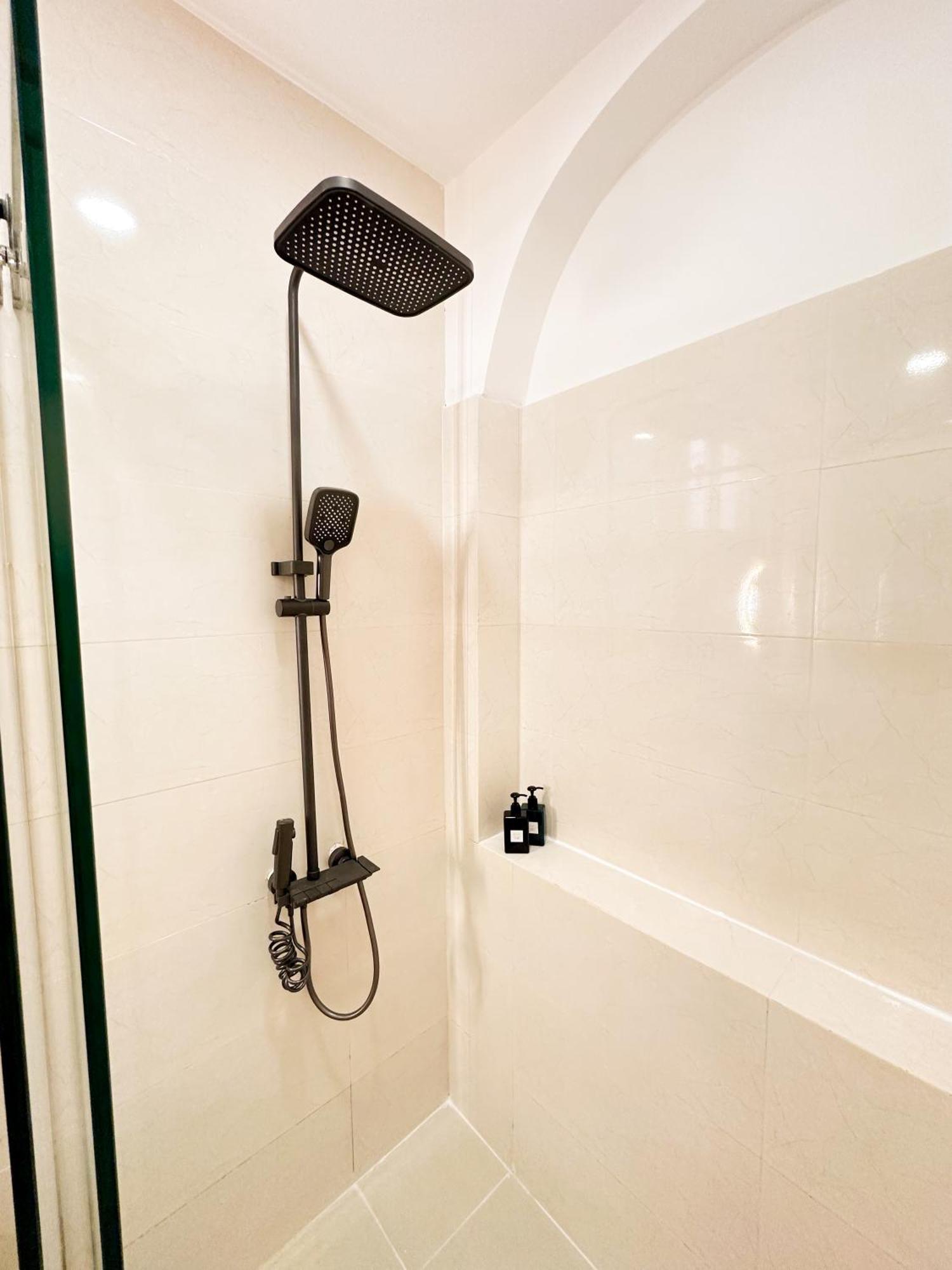 Airie Living Otel Ho Şi Min Dış mekan fotoğraf